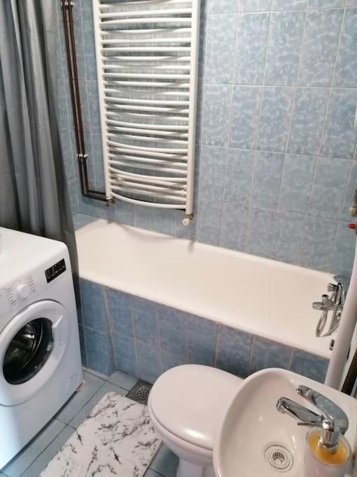 Cozy 1-Bdrm Apt In Dubec, Ideal For Work Or Study Sesvete Zewnętrze zdjęcie
