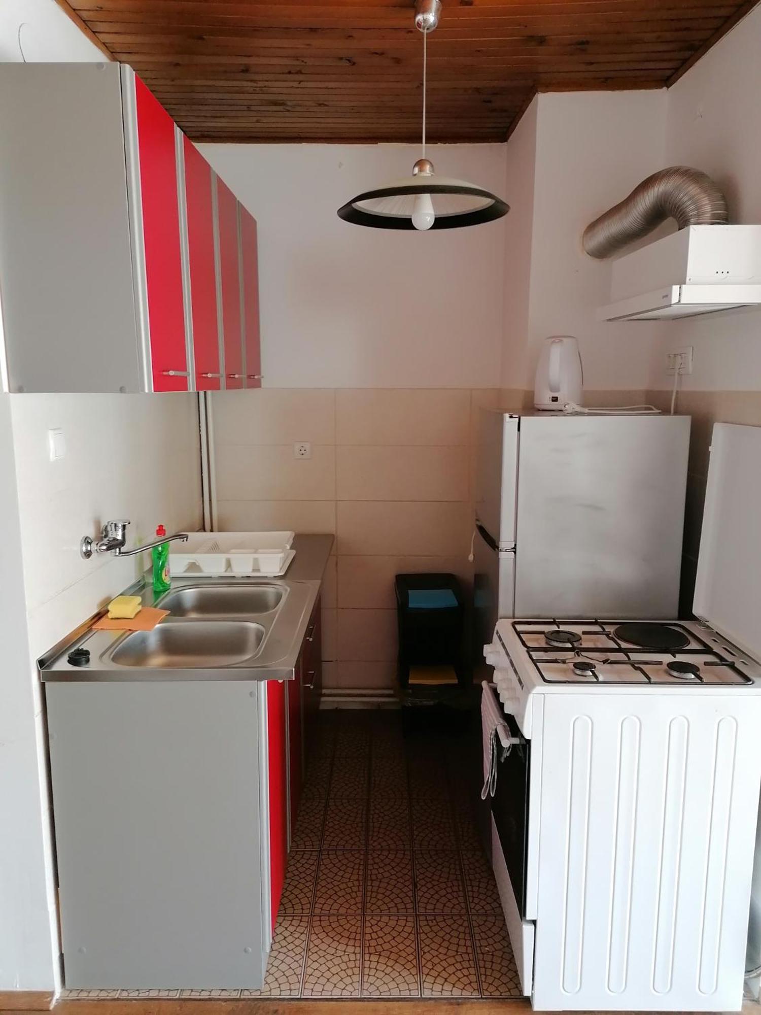 Cozy 1-Bdrm Apt In Dubec, Ideal For Work Or Study Sesvete Zewnętrze zdjęcie